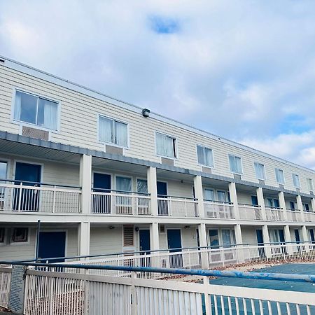 Quality Inn Ньюарк Экстерьер фото