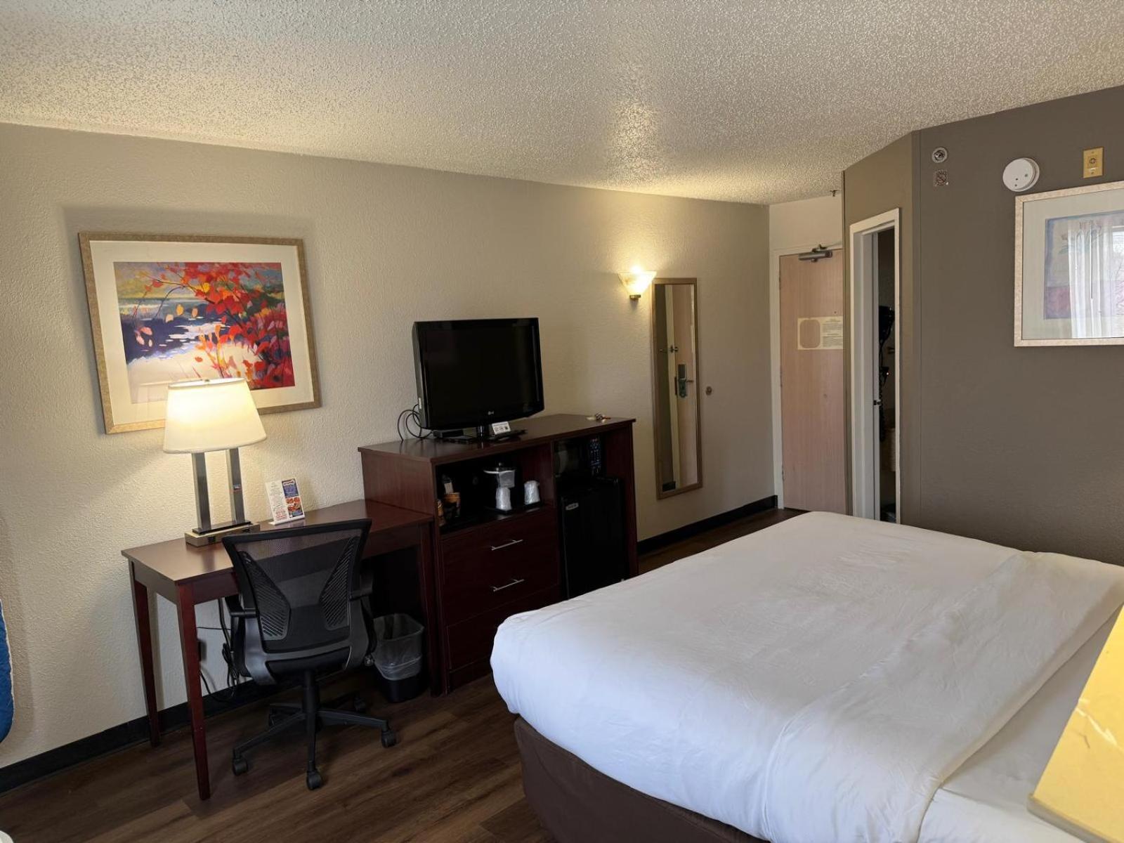 Quality Inn Ньюарк Экстерьер фото